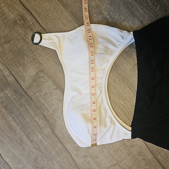 Black & White Swimsuit - Picture 5 of 8